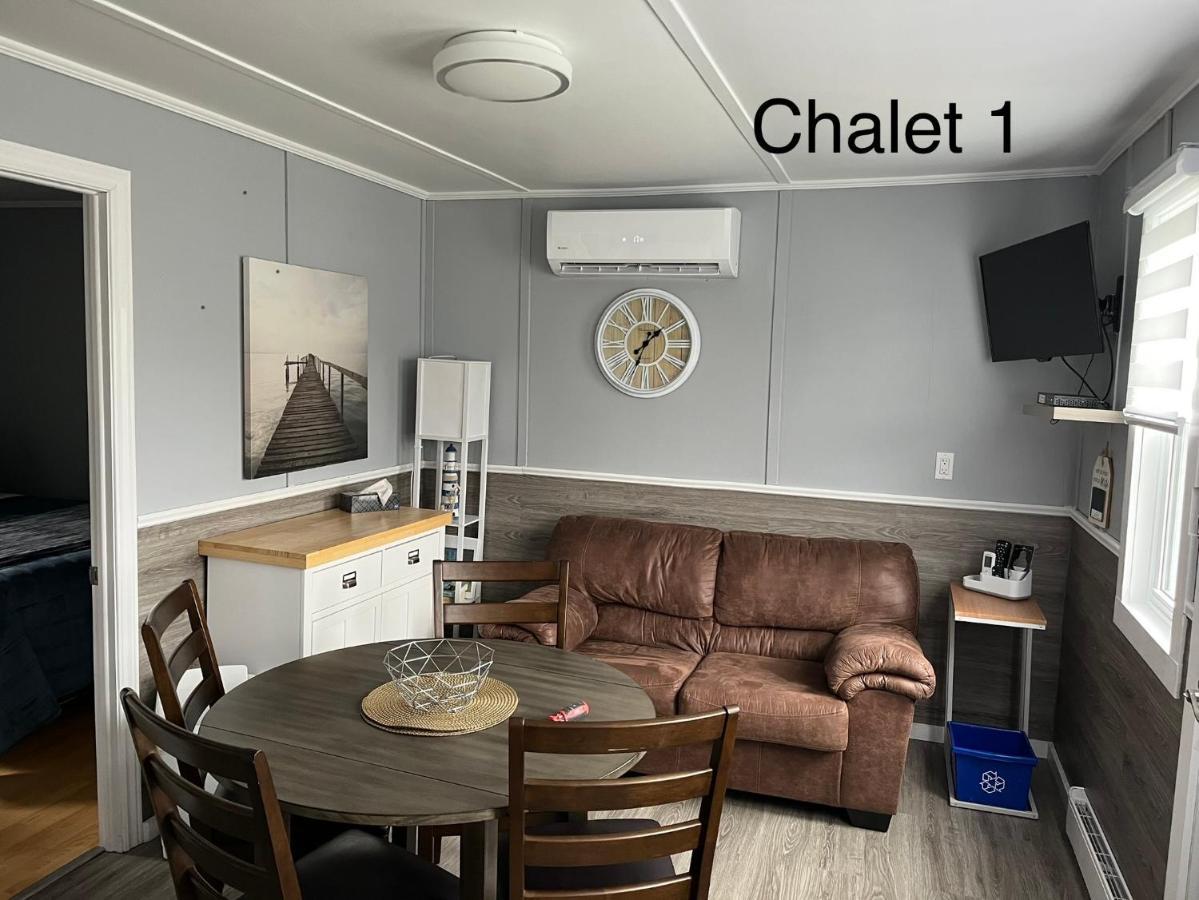 Motel Le Repos แปร์เซ ภายนอก รูปภาพ