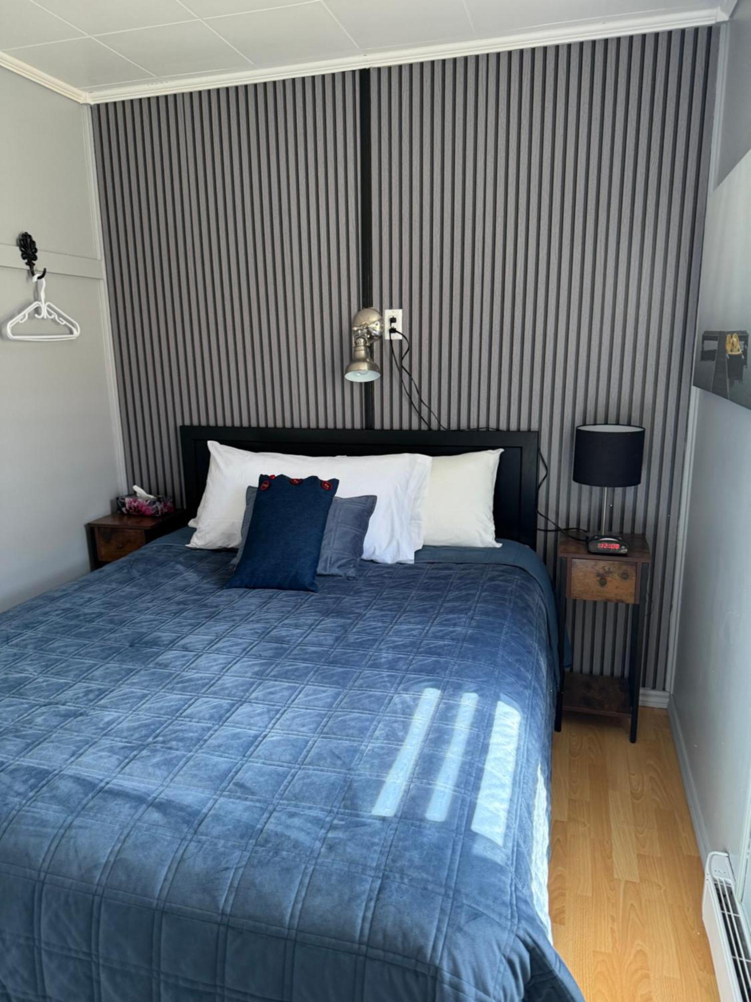 Motel Le Repos แปร์เซ ภายนอก รูปภาพ